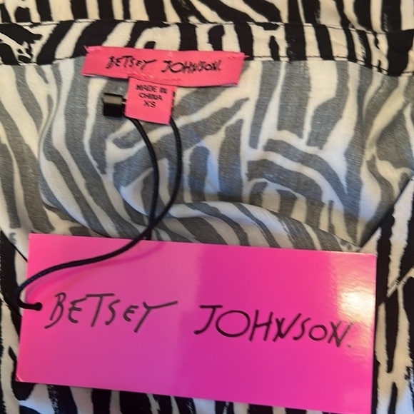 Betsey Johnson Size XS NWT Black White Zebra Print Ruffle Hem Dress (042) - Picture 8 of 11